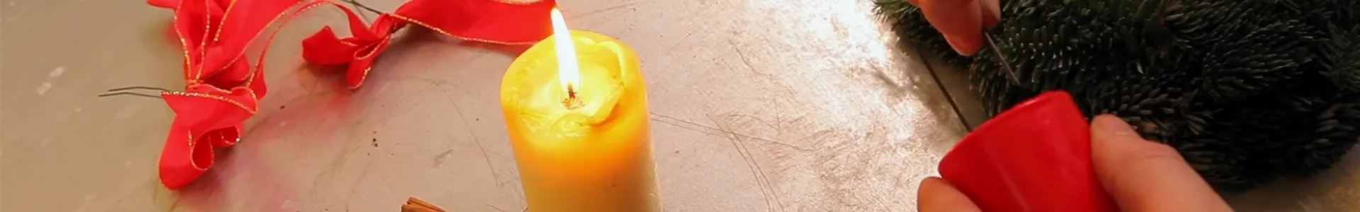 Dekoration - Anfertigen eines Weihnachtskranzes (thumbnail).jpg